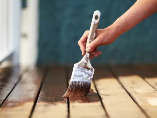 hand-staining-deck (1)